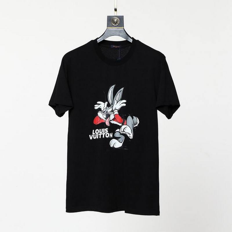 Louis Vuitton Men's T-shirts 662